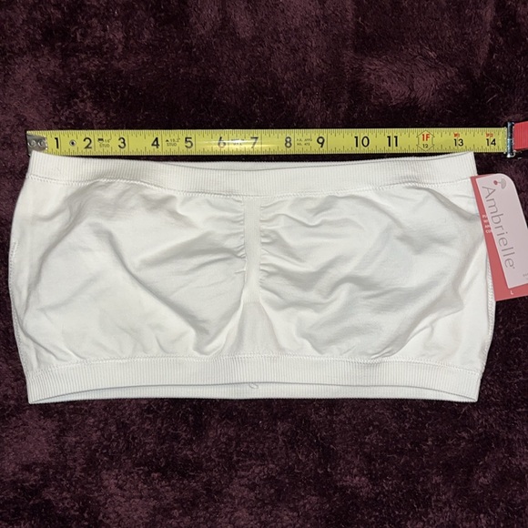 Ambrielle pull on style with smooth and seamless comfort bandeau bra large NWT - Picture 3 of 5